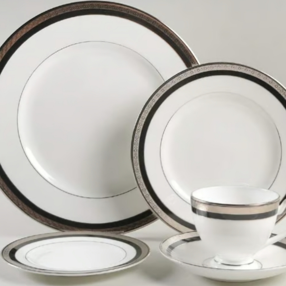 NIB 5 piece‎ Waterford China Colleen place setting - 4 available